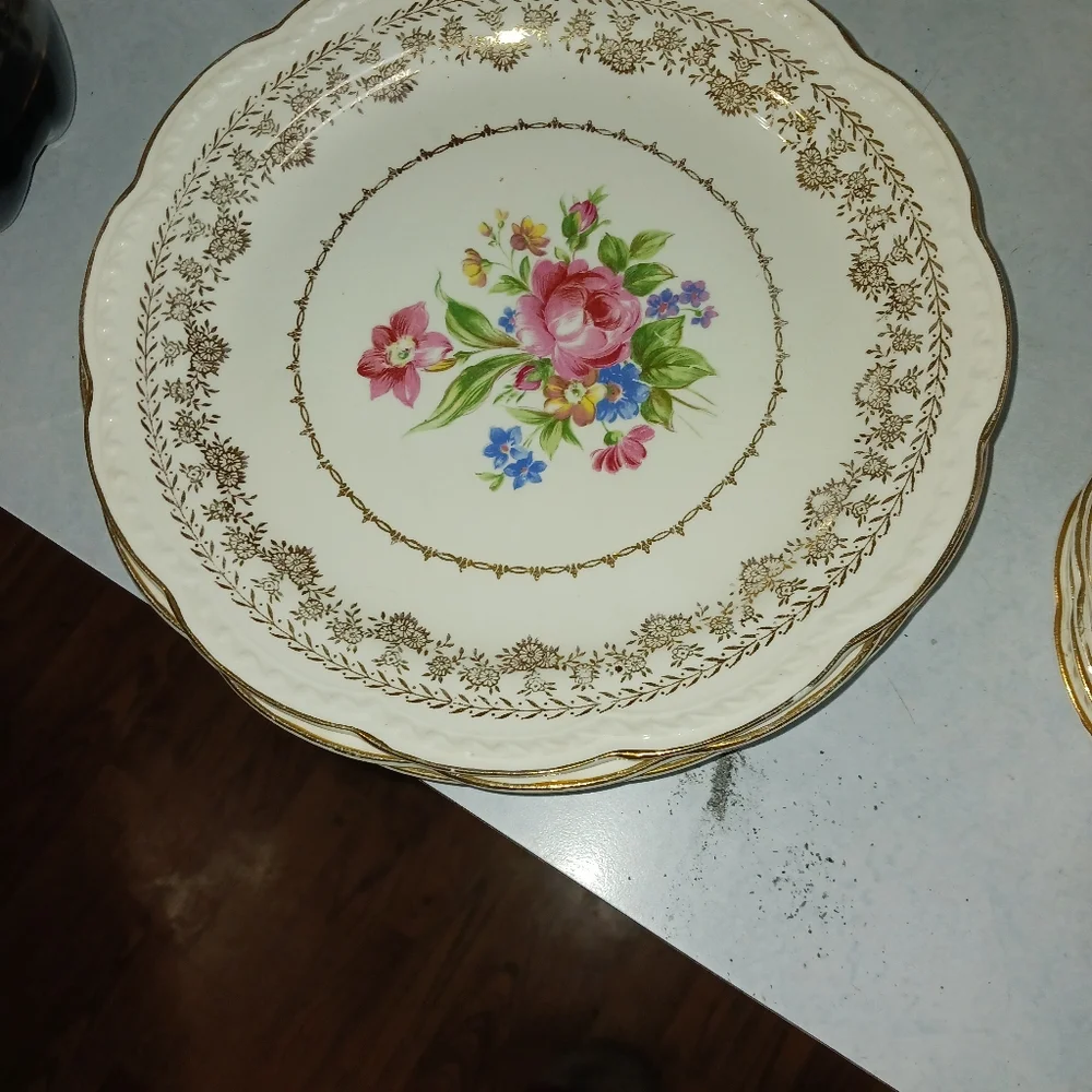 China Set - Picture 4 of 4